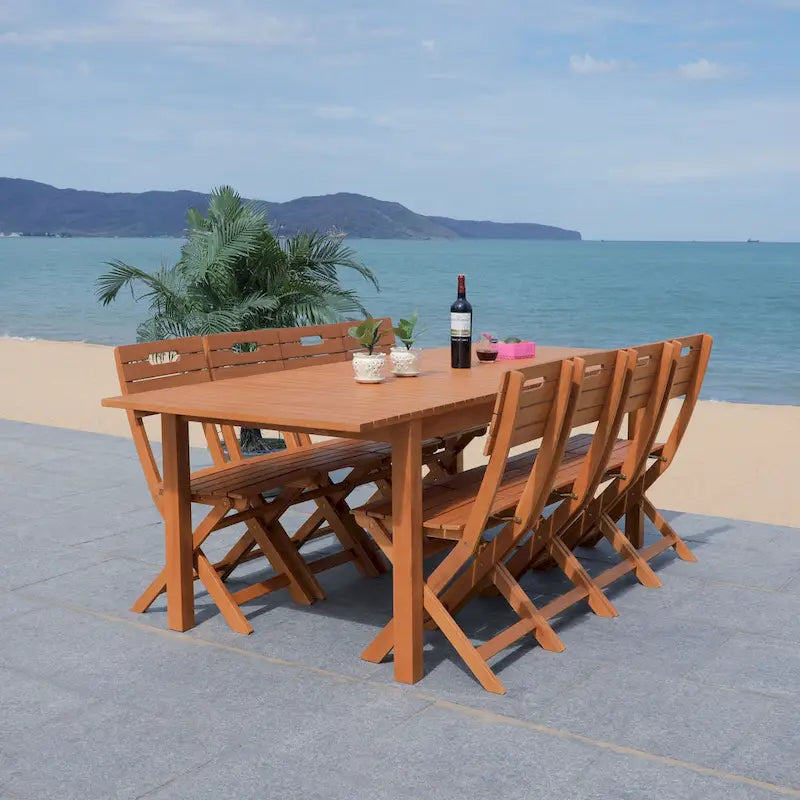 Table à manger d'extérieur