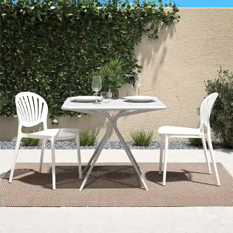 Chaise empilable en résine d'intérieur/extérieur avec dossier coquille