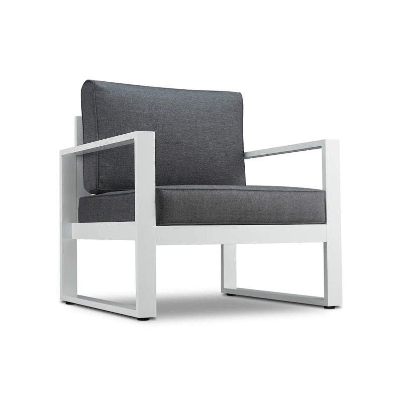 Chaises Baltic blanches