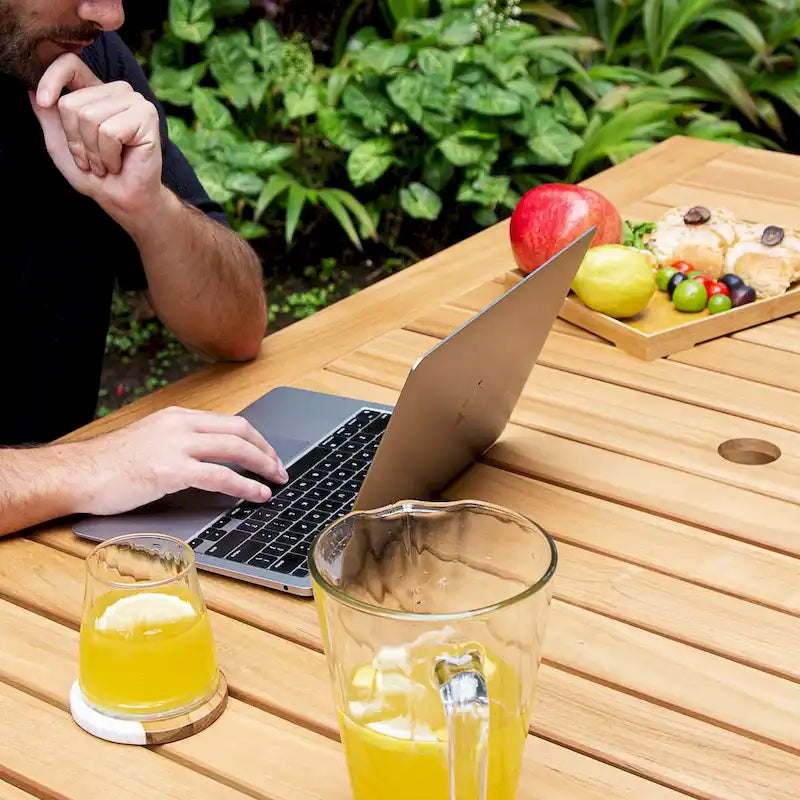 Table à manger d'extérieur en bois de teck