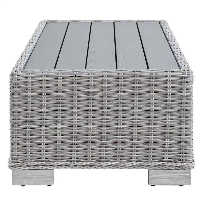Table basse d'extérieur en rotin tressé
